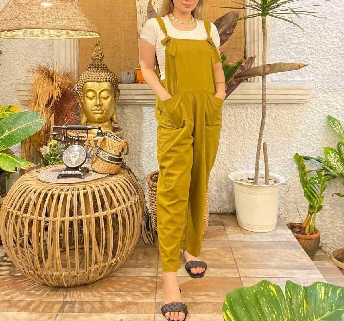 KOREAN FASHION TRENDY JUMPSUIT (Buy1Take1FREE)