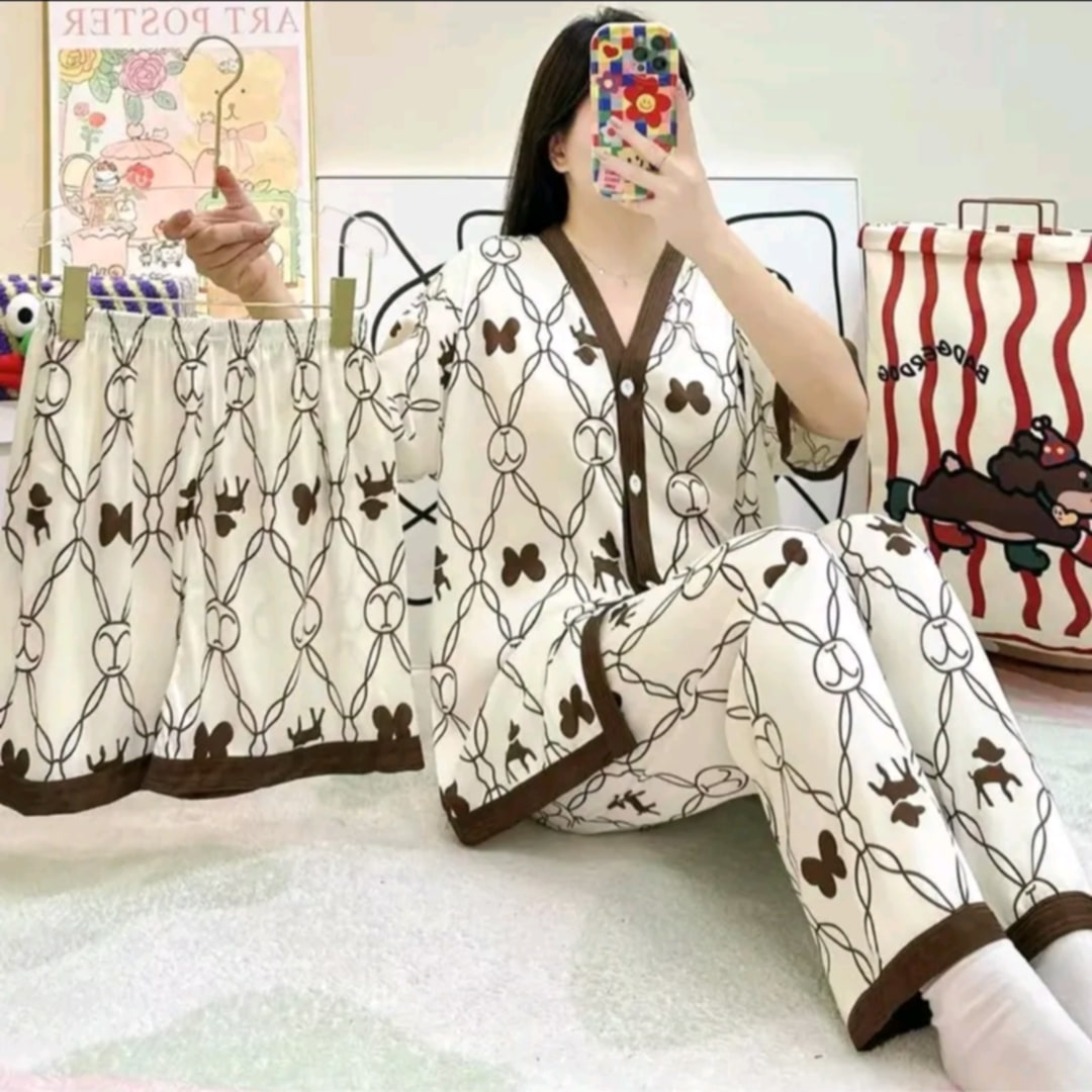 UPSIZE 3-IN-1 SLEEPWEAR SET BUY 1 TAKE 1 FREE
