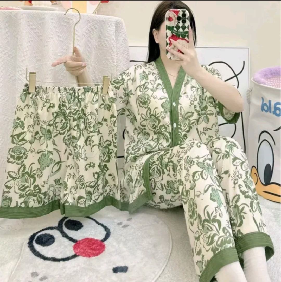 UPSIZE 3-IN-1 SLEEPWEAR SET BUY 1 TAKE 1 FREE