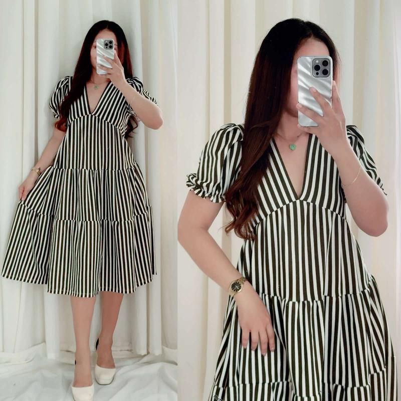 VICTORIA V-NECK STRIPE MAXI DRESS (BUY 1 TAKE 1 FREE)
