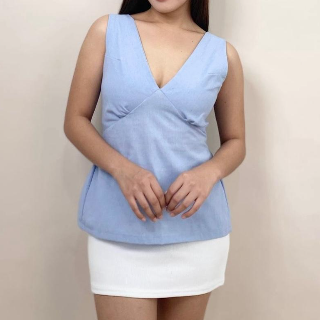 YAZEL VNECK TOP (BUY 1 TAKE 1)