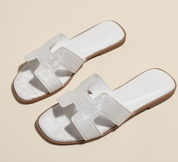 WOMEN'S LEATHER SANDALS (70%OFF)