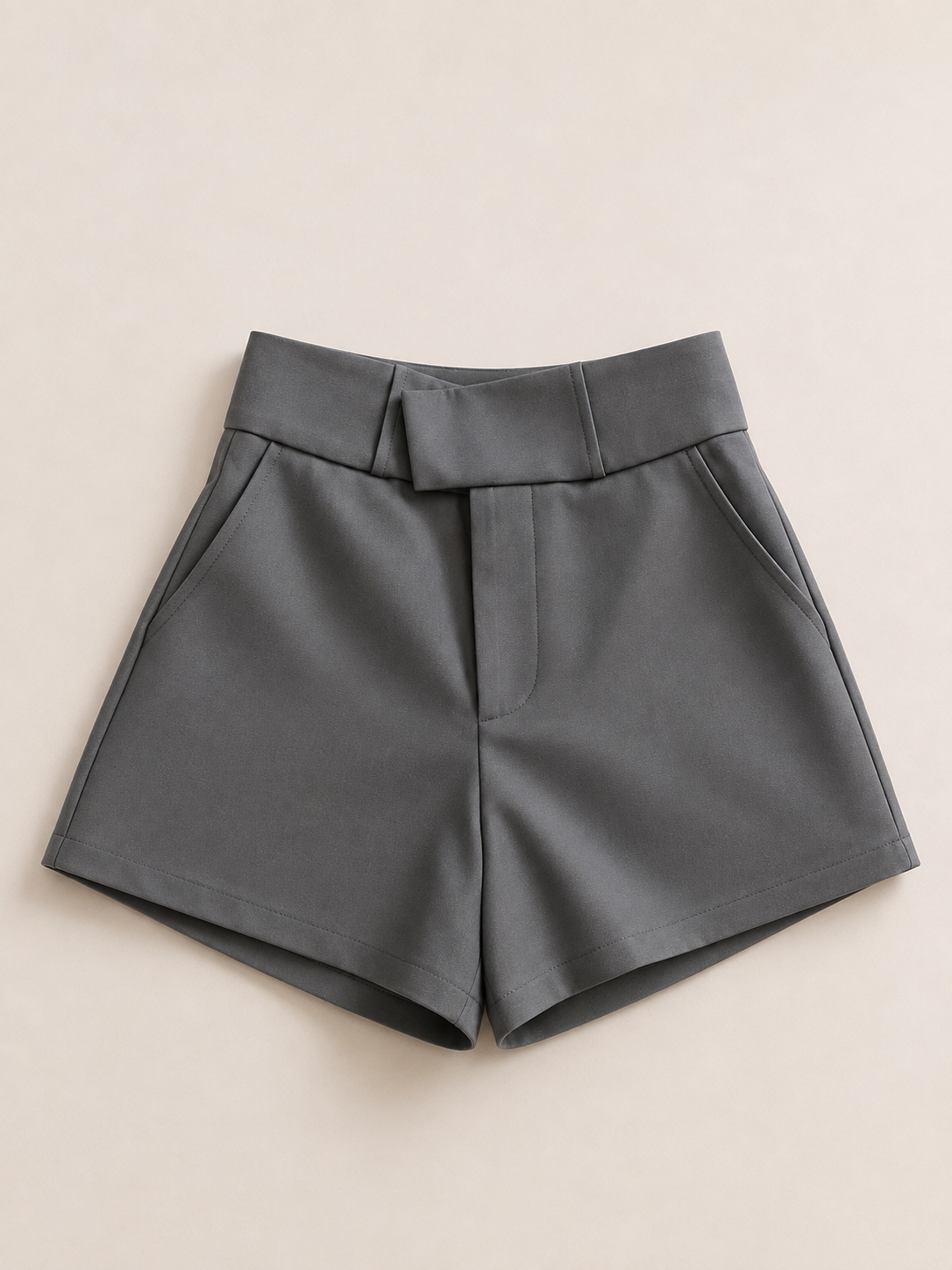 AMANDA PREMIUM SUIT SHORTS