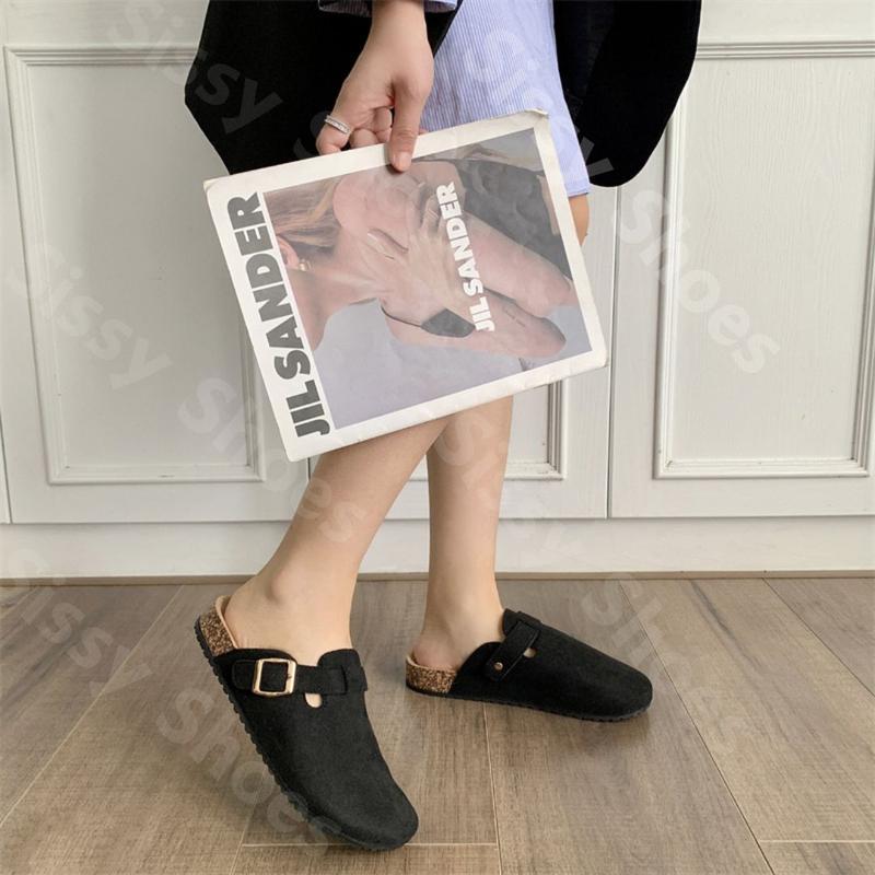UNISEX COWHIDE SKIN LEATHER CLOGS
