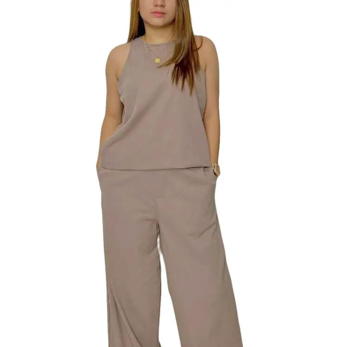 SADDIE TERNO PANTS AND TOP (BUY 1 TAKE 1)