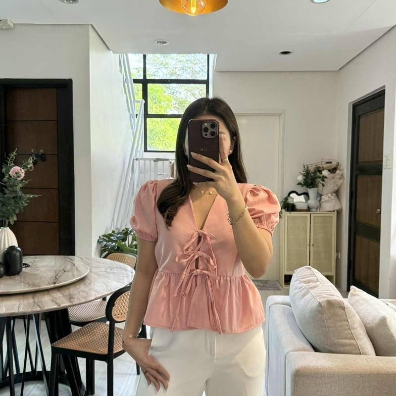 LUISA LINEN TOP BUY 1 TAKE 1 FREE