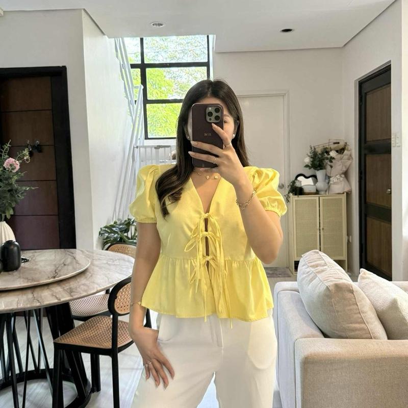 LUISA LINEN TOP BUY 1 TAKE 1 FREE