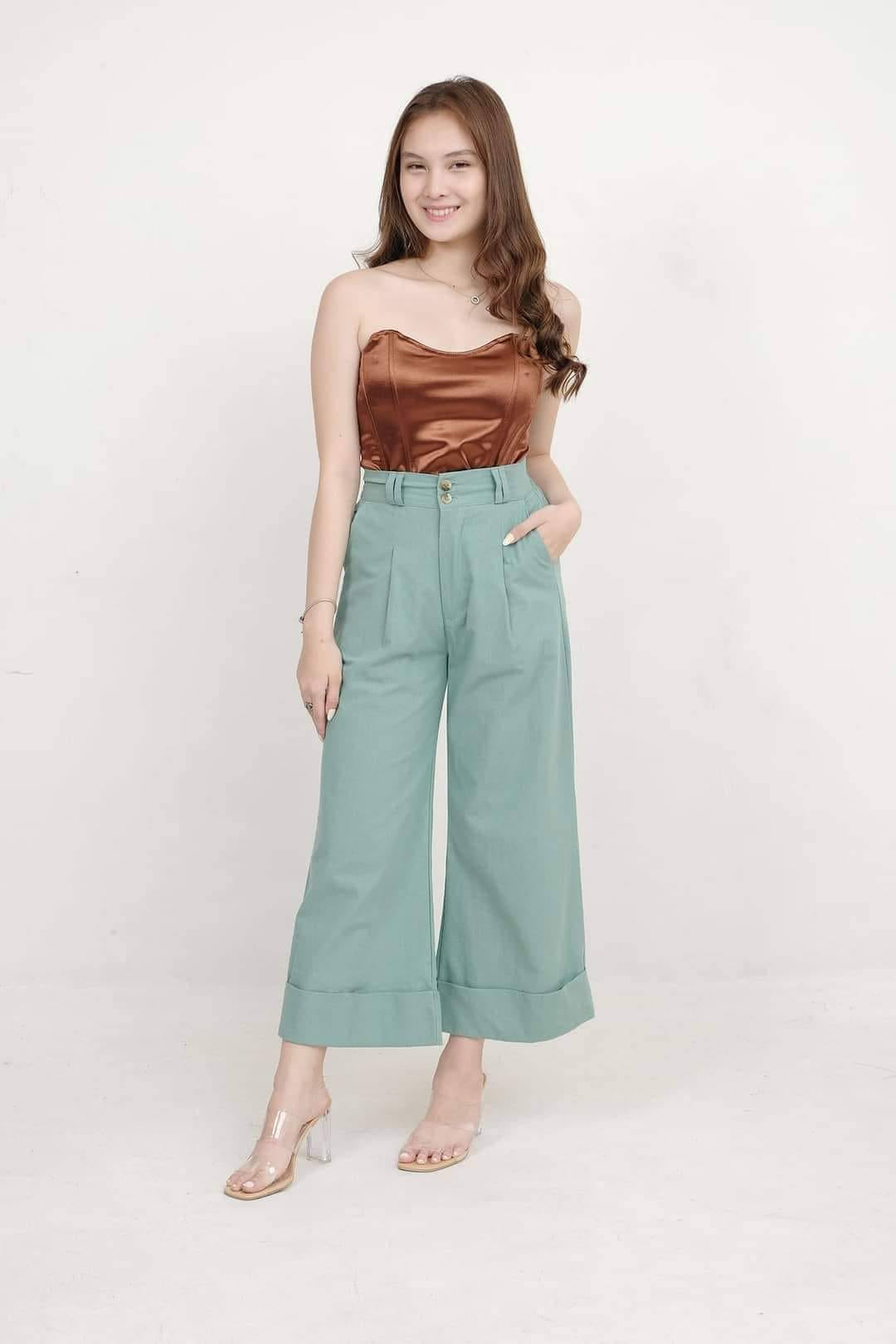 Buy 1 take 1 Capri Pants